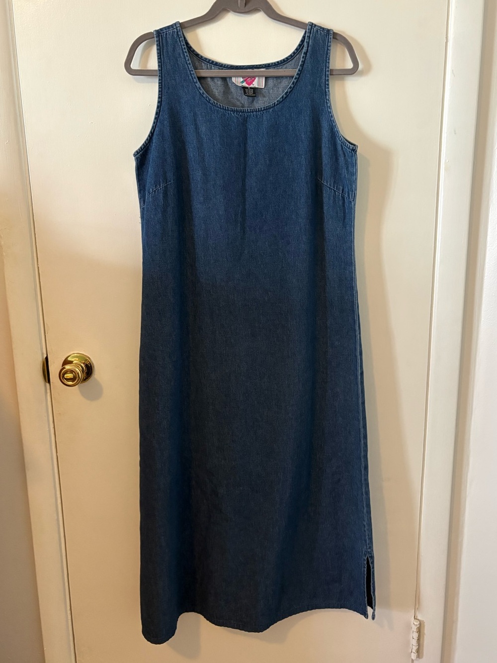 Keren Hart Sleeveless Maxi Dress Cotton Lightweight #minimalist #daytime